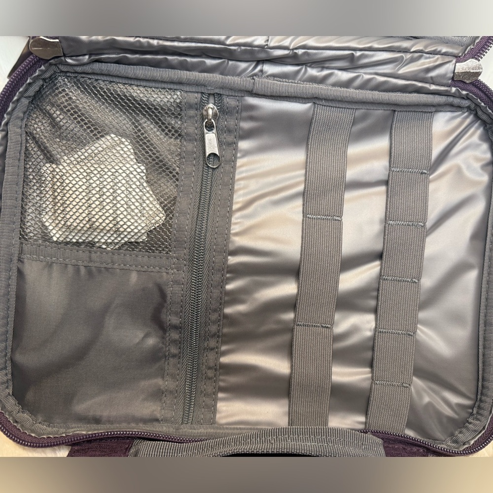 RICARDO BEVERLY HILLS ESSENTIALS DELUXE TRAVEL ORGANIZER - Picture 9 of 16